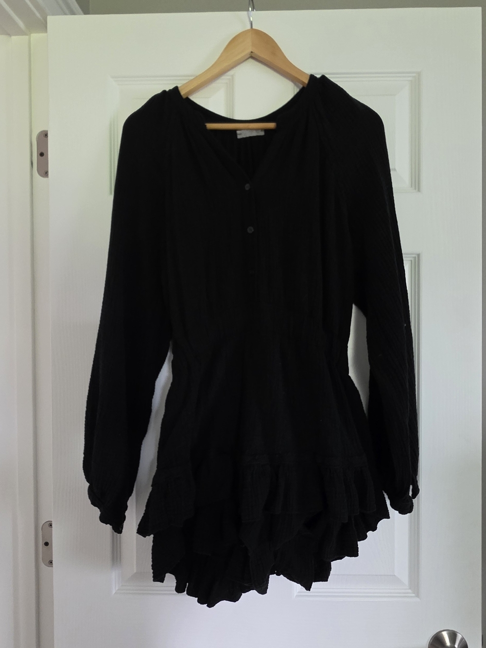 Women's Black Long-Sleeve Ruffle Romper